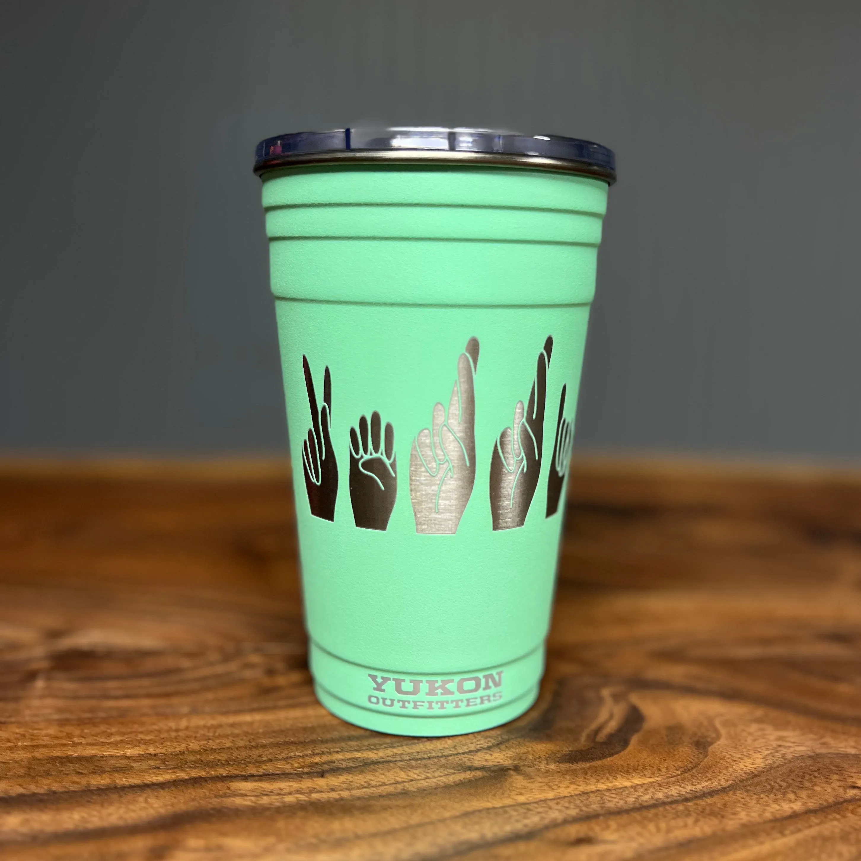 20 oz Cup w/ Custom ASL Fingerspelling