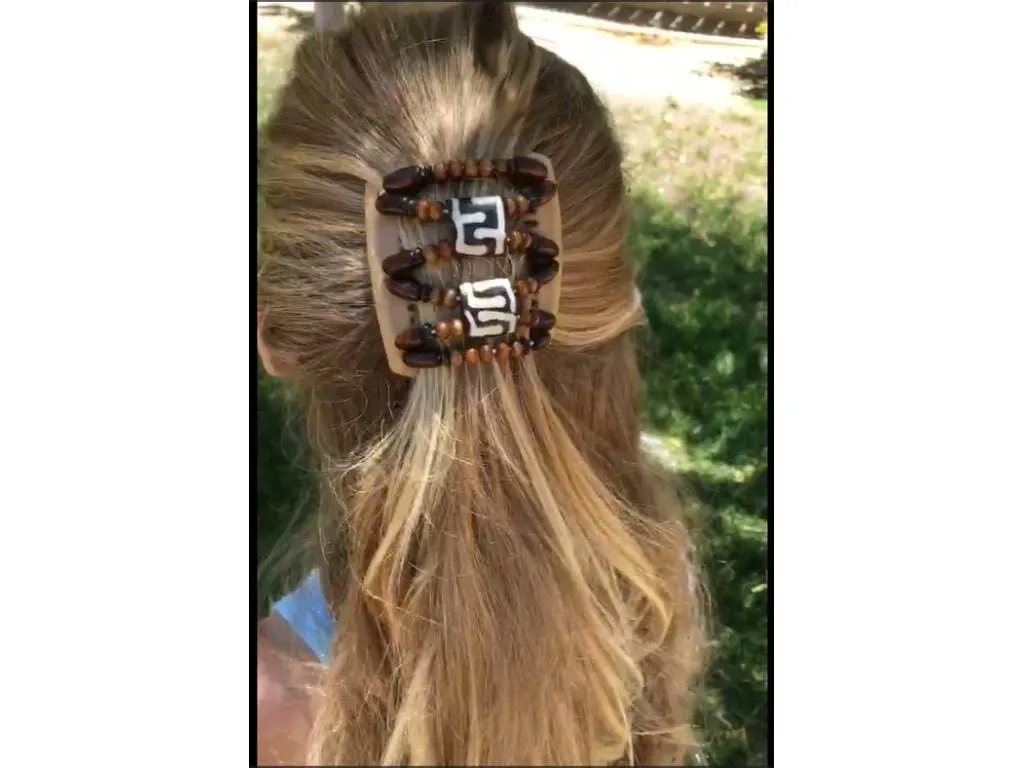 African Butterfly Chameleon Hair Comb - Beada Blonde 43