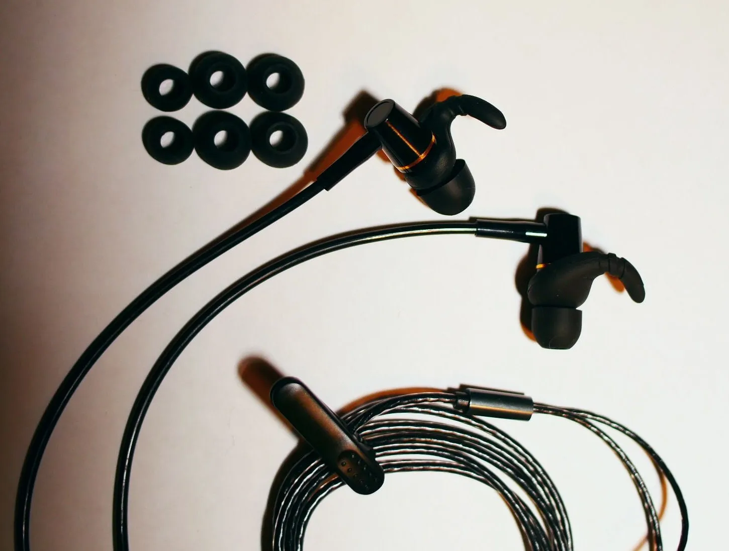 AirTube Anti-Radiation Headset for mobile phones tablets & wireless devices