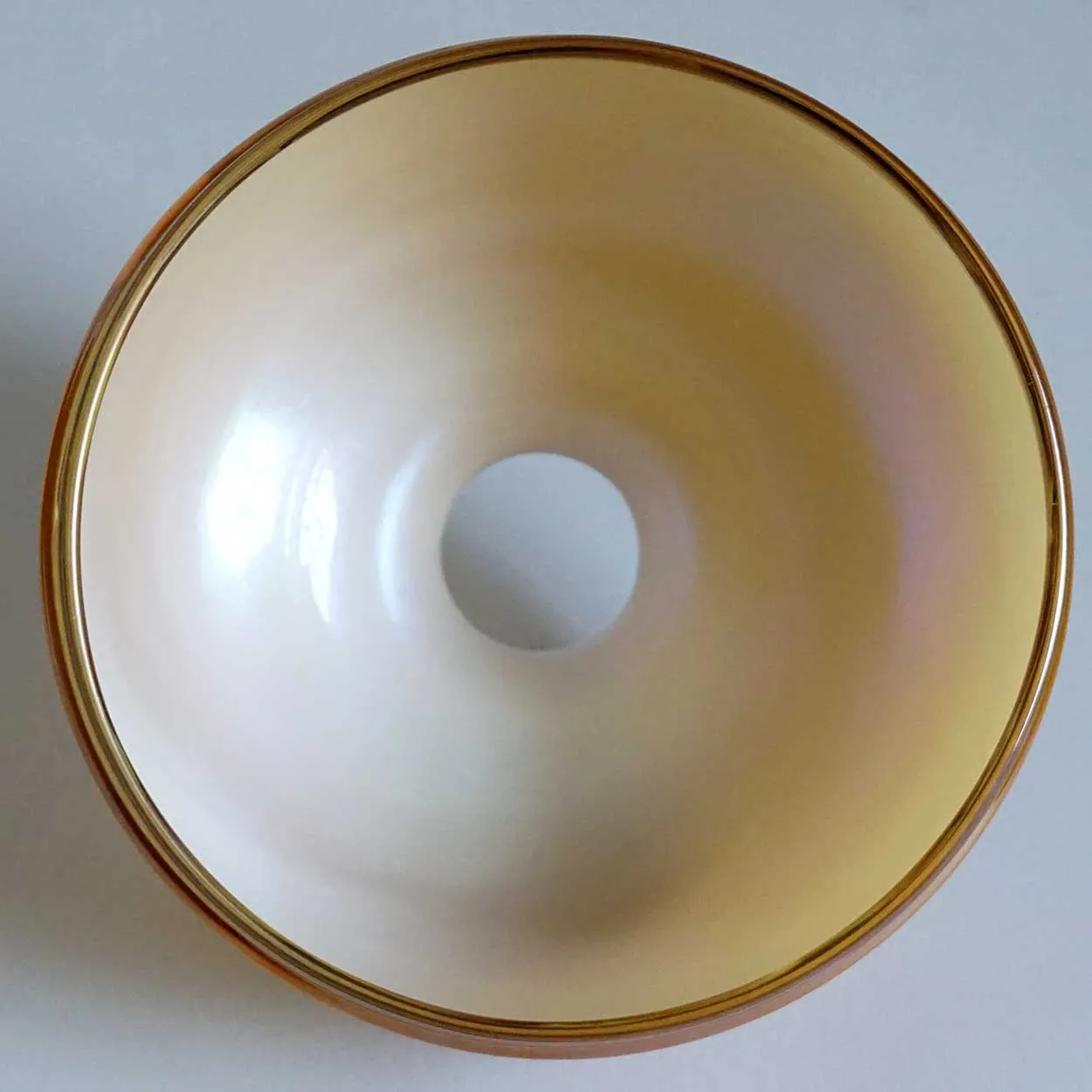 American Art Glass Butterscotch Intarsia Border Harp Lamp Shade