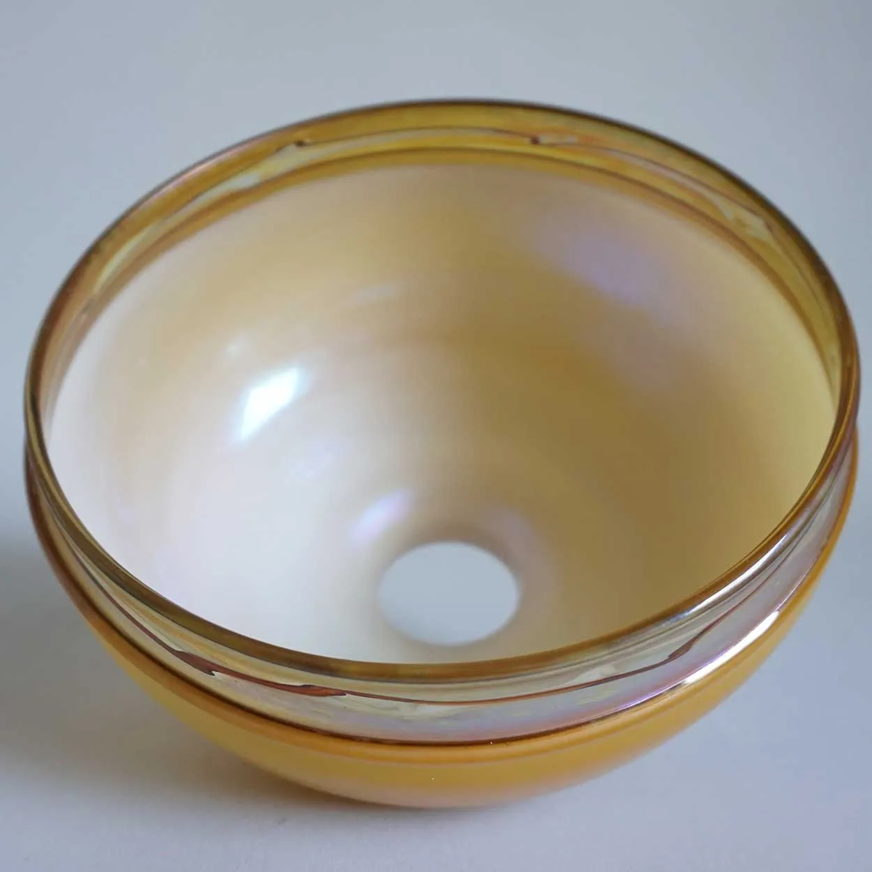 American Art Glass Butterscotch Intarsia Border Harp Lamp Shade