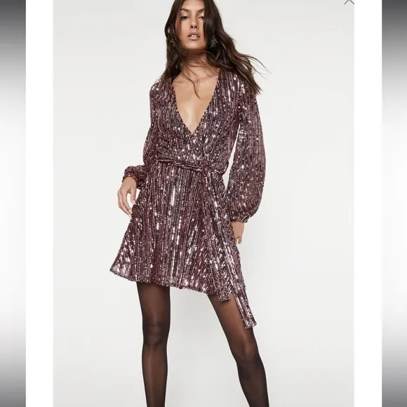 BARDOT - STRIPE SEQUIN BELLISSA DRESS women’s size medium