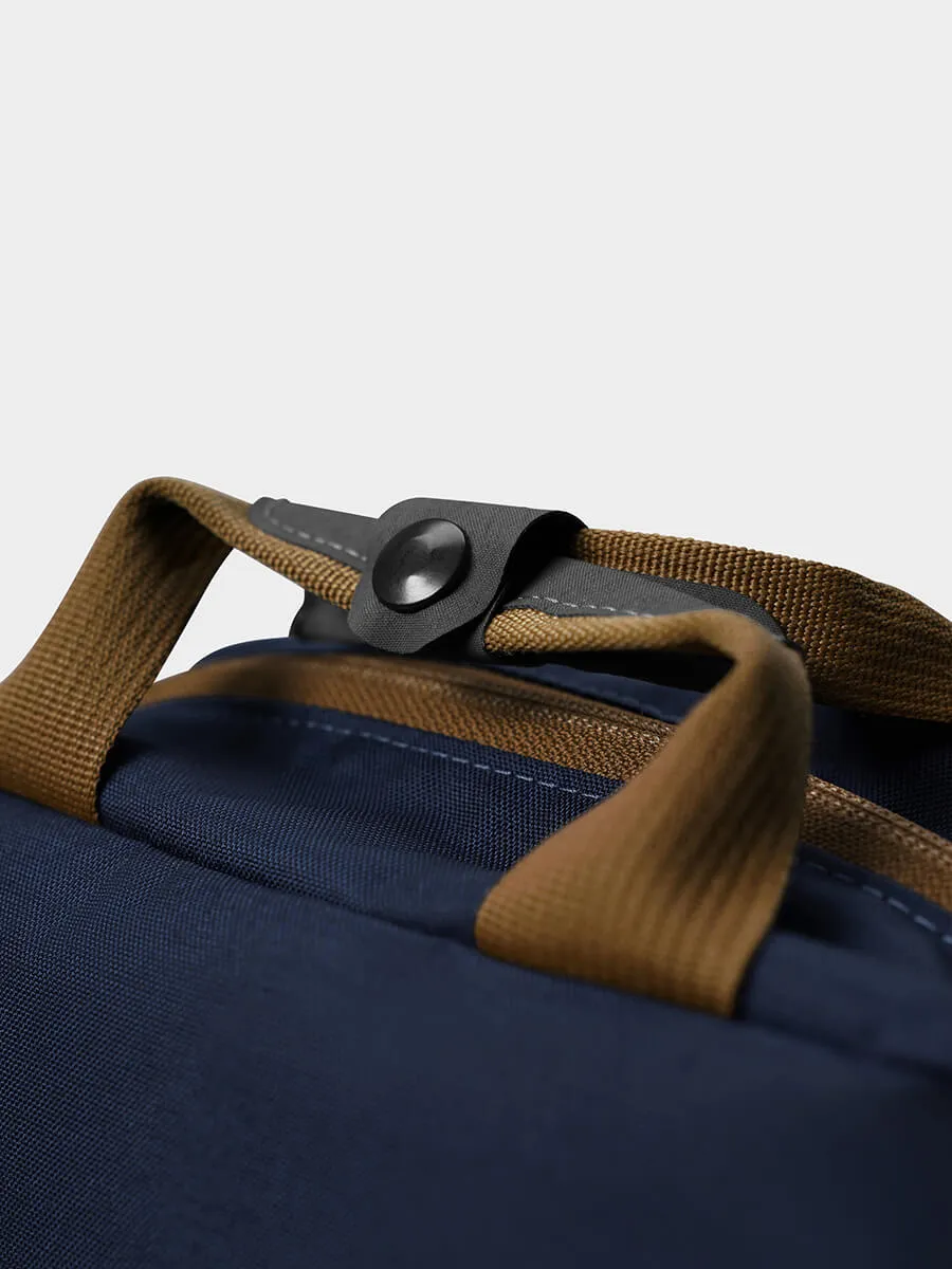Downwind Light Backpack