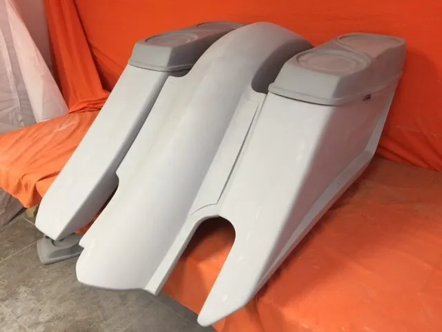 Harley Davidson 6" Trendsetter Extended Saddlebag Fender Kit - Right Side Cut Out   Dual 6.5" Speaker Lids / 2014 - 2018