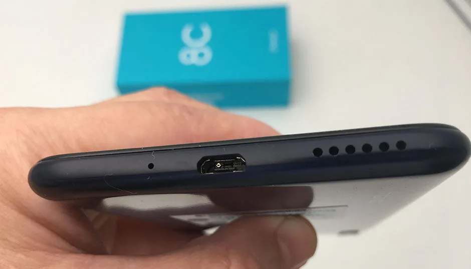 Huawei Honor 8C 4 32GB 3-Slot Face ID 6.26 Inch Snapdragon 632 Octa Core Front 8.0MP Dual Rear Camera 4000mAh Black_4 32G