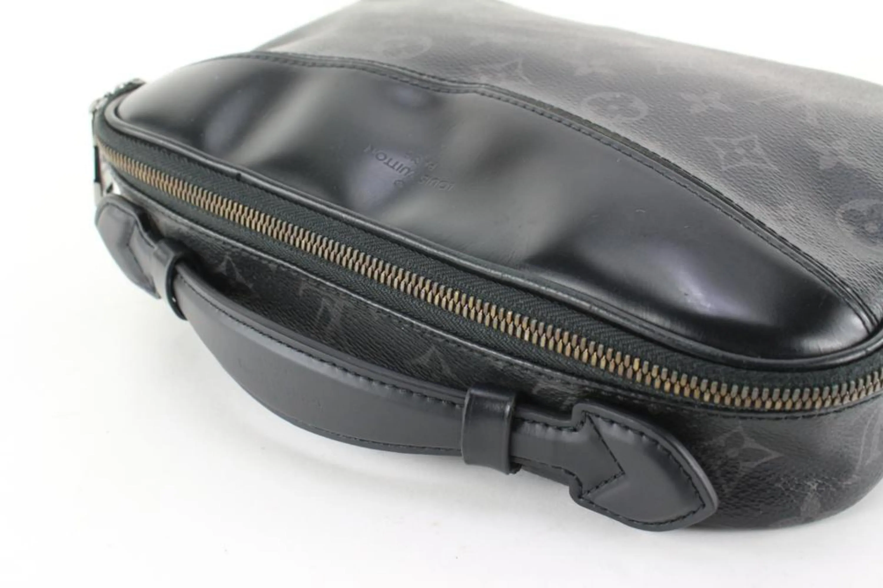 Louis Vuitton Black Monogram Eclipse Explorer 96lk411s