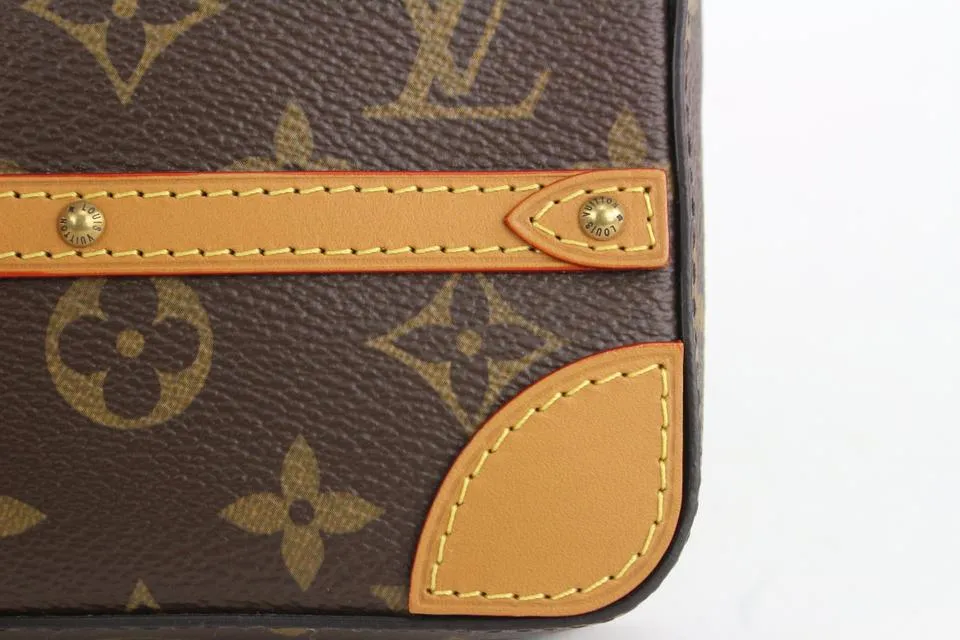 Louis Vuitton Limited Monogram Soft Trunk Pouch Wristlet 97lv31