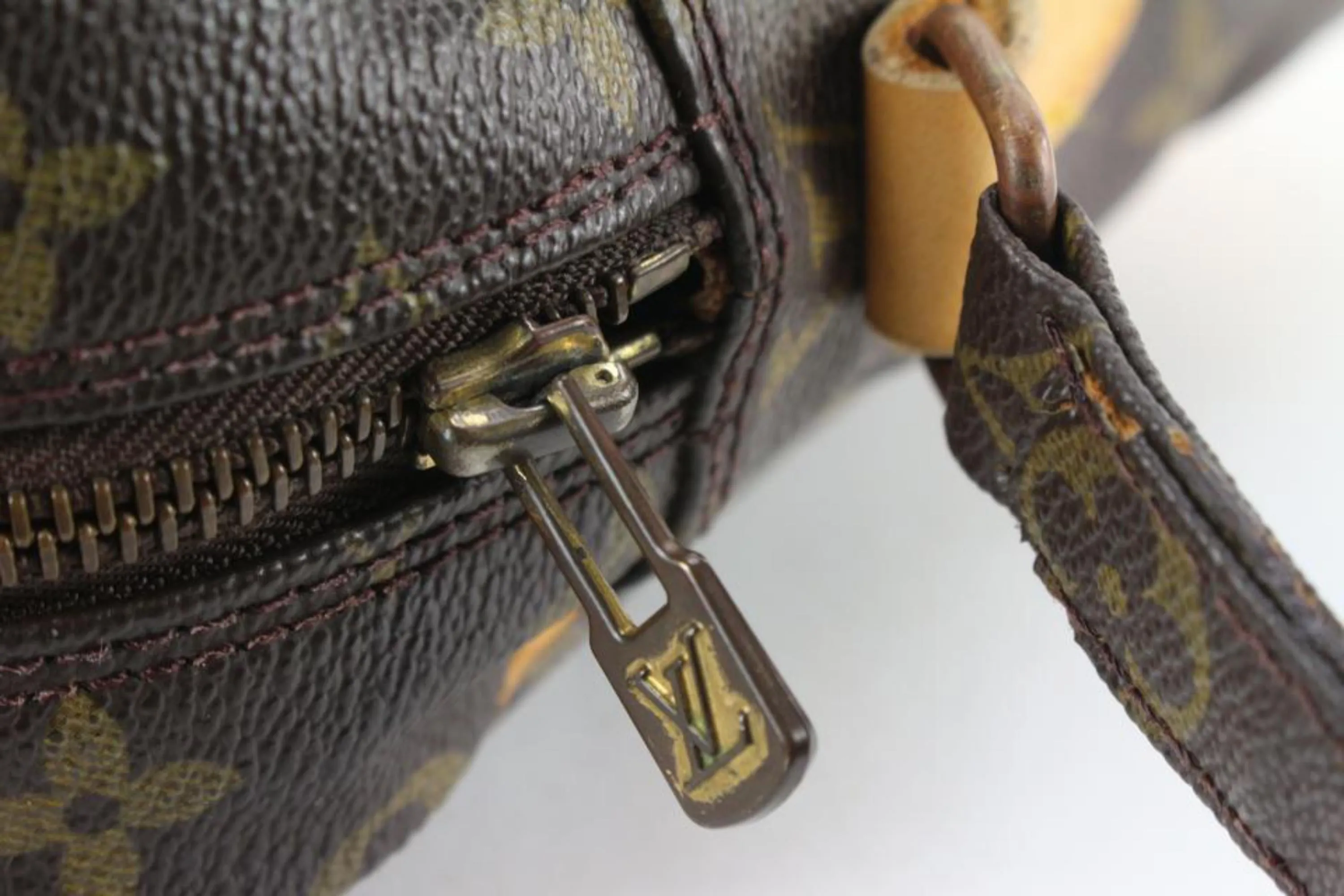 Louis Vuitton Rare Monogram Potomac Shoulder Bag 87lk711s