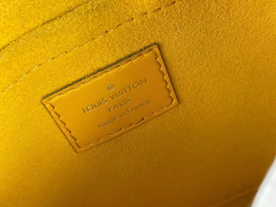 Louis Vuitton Yellow Epi Leather Neverfull Pochette Wristlet Pouch Bag 39LVL1125