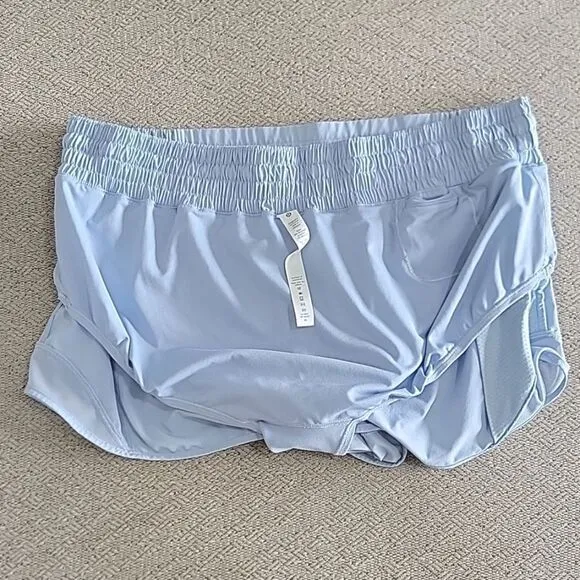Lululemon Hotty Hot High Rise Blue Linen 2.5&quot; Short - Size 12