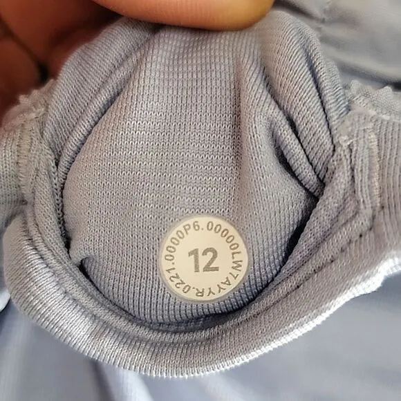 Lululemon Hotty Hot High Rise Blue Linen 2.5&quot; Short - Size 12