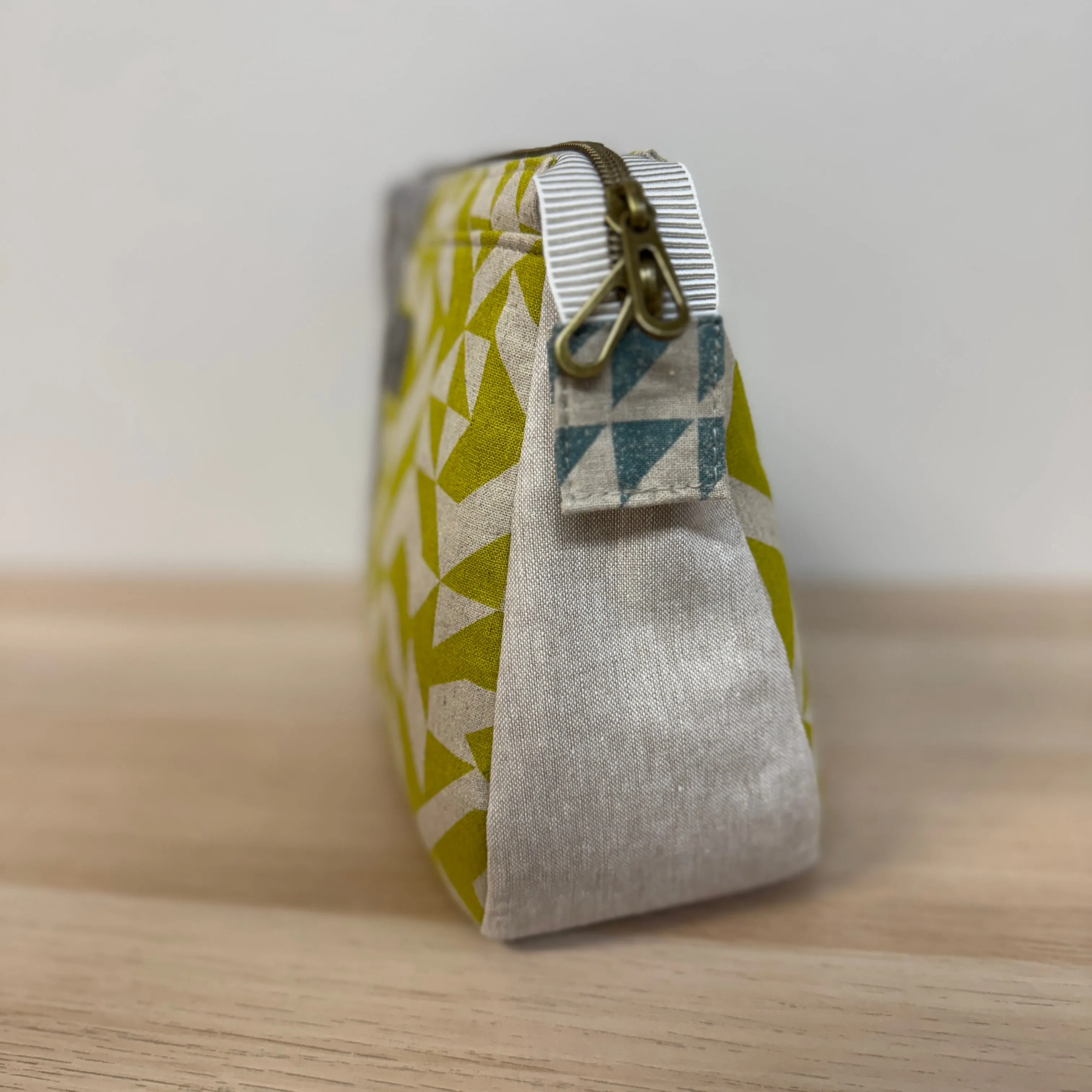 Medium Plover Pouch