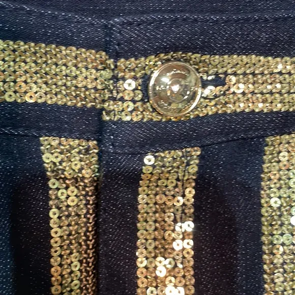 Michael Kors 6 mini black denim skirt golden sequined stripes worn once like new