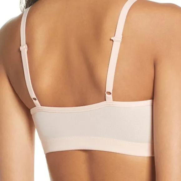 Natori l S Limitless Breathable Light Support Convertible Straps Sports Bralette