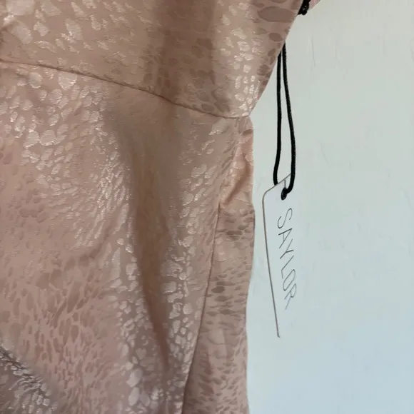 New Saylor Brookey Blush Dress Ruffle Sleeve Party Cocktail Mini Size L