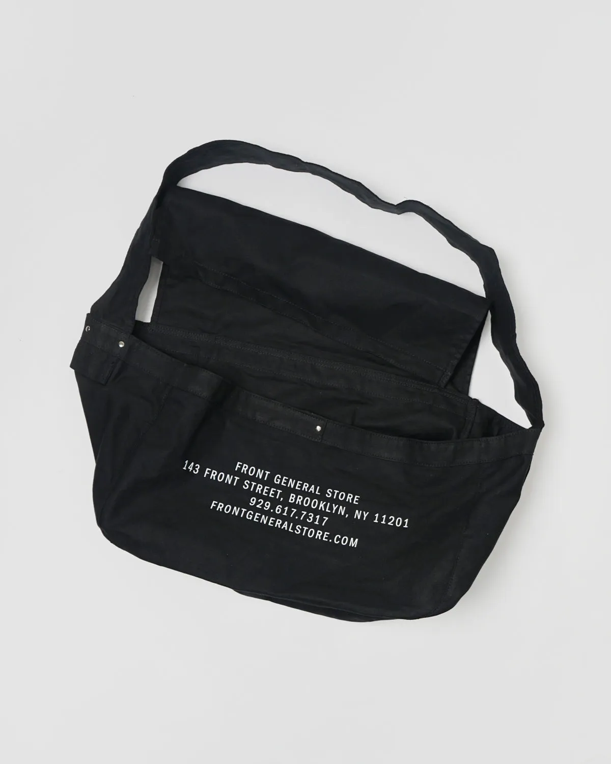 Newspaper Bag / Black