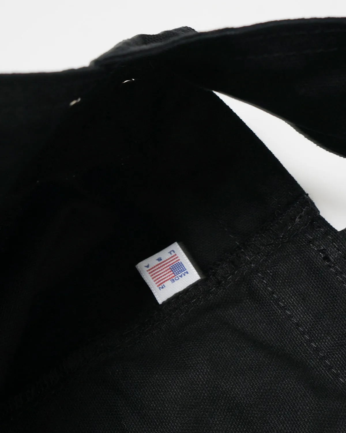 Newspaper Bag / Black