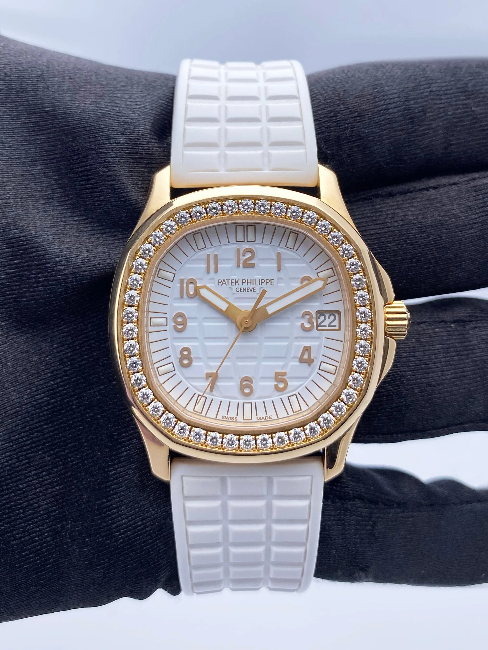 Patek Philippe 5068R Aquanaut Luce 18K Rose Gold Ladies Watch