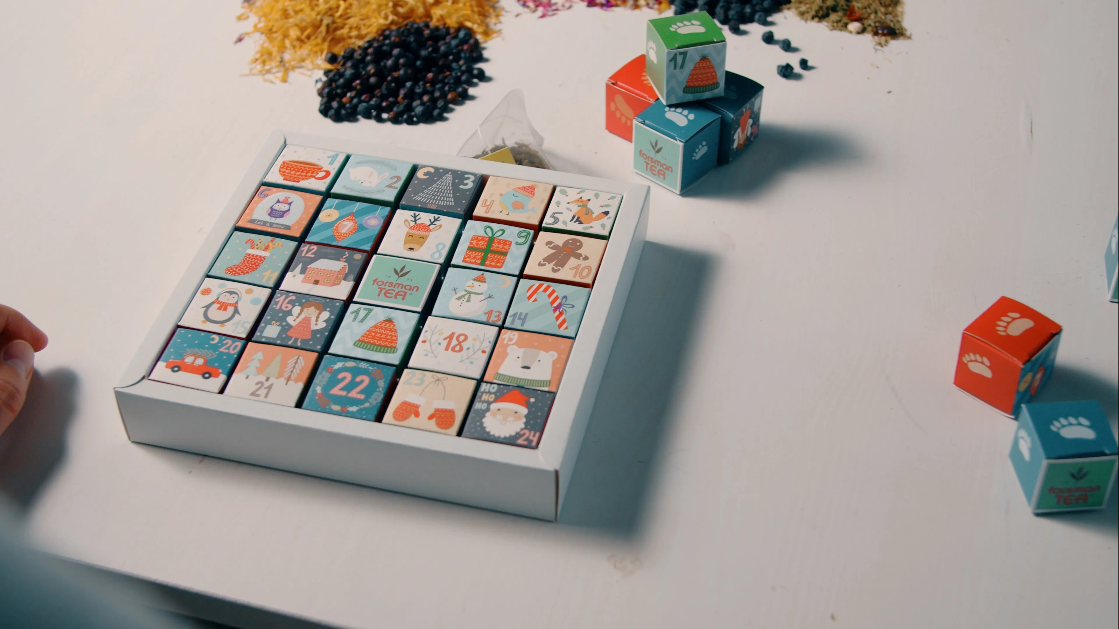 Tea Christmas calendar Jääkarhu