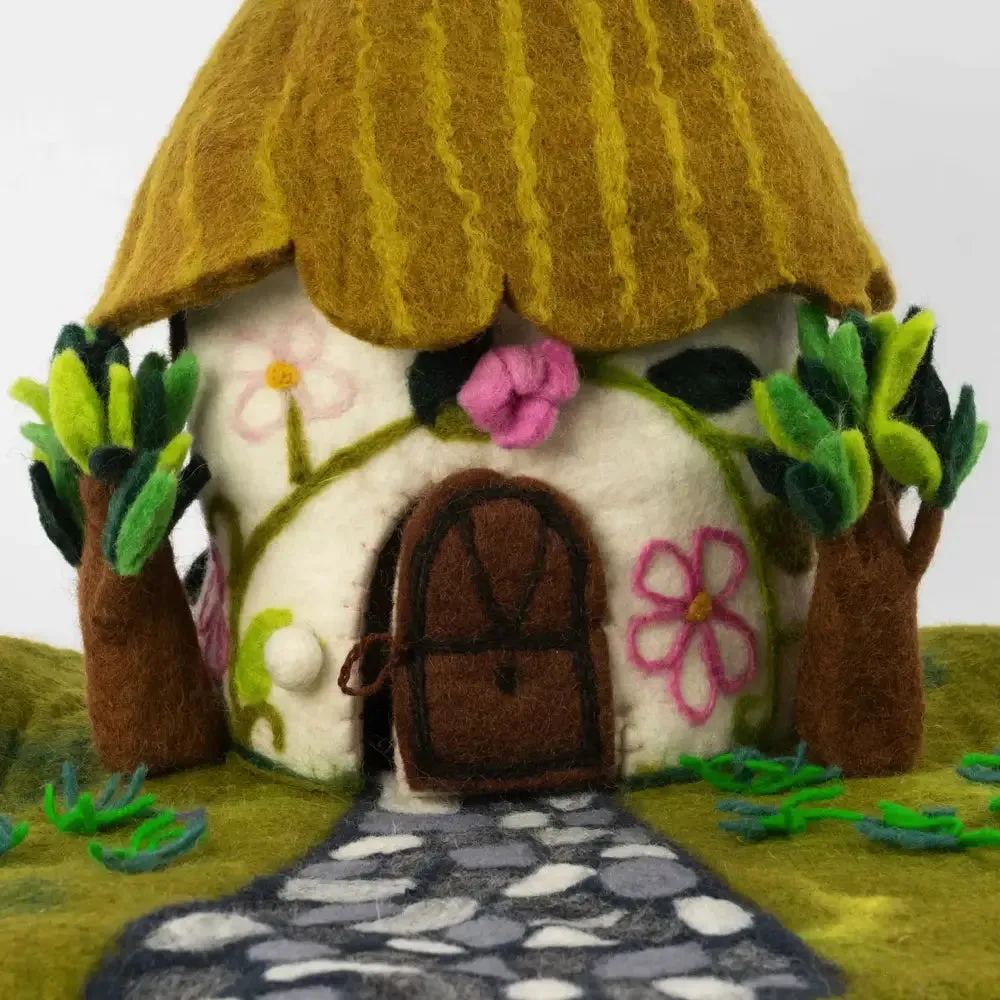 The Winding Road Playhouse - Cottage Fairy
