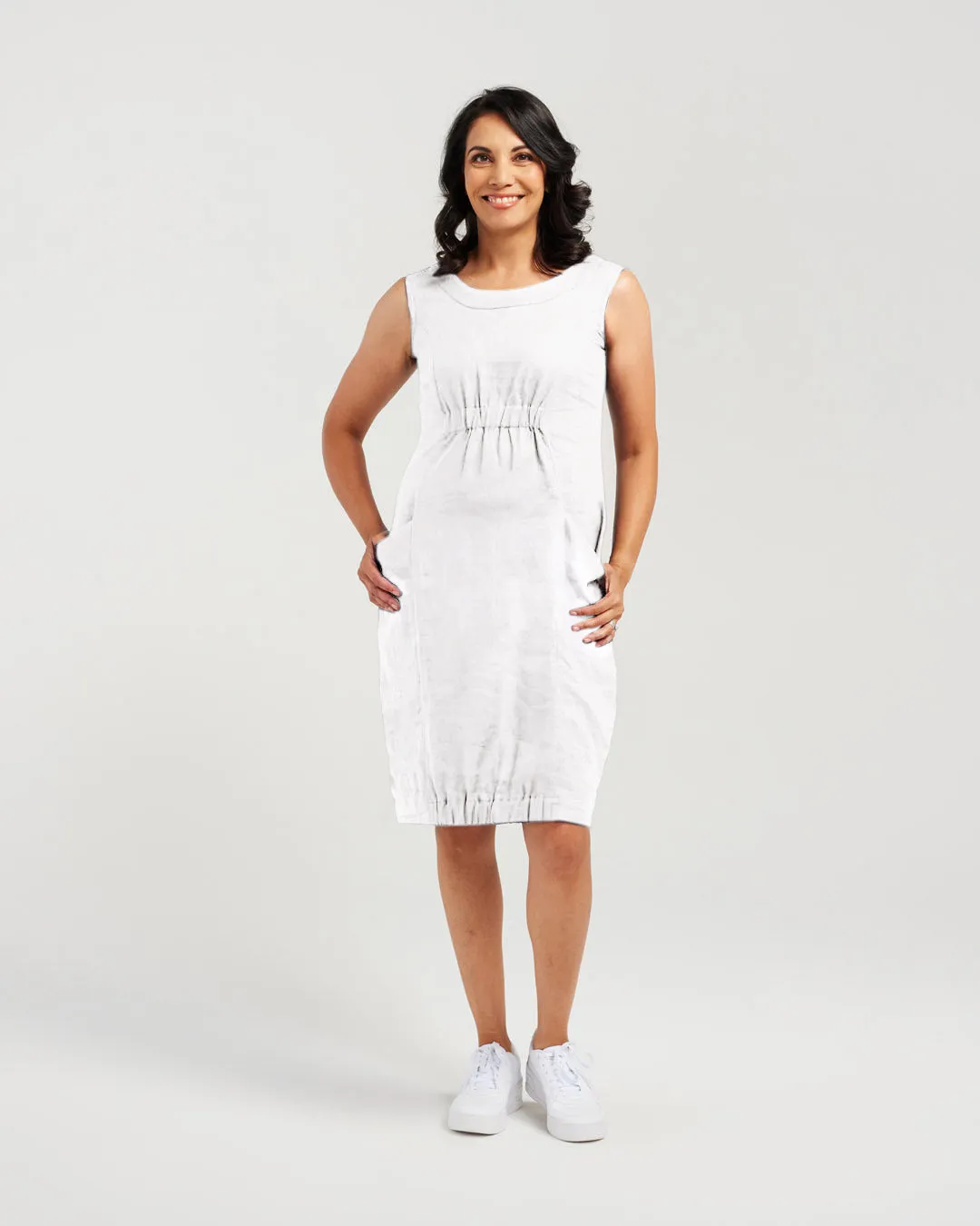 Two Pocket Elastic High Waist Dress