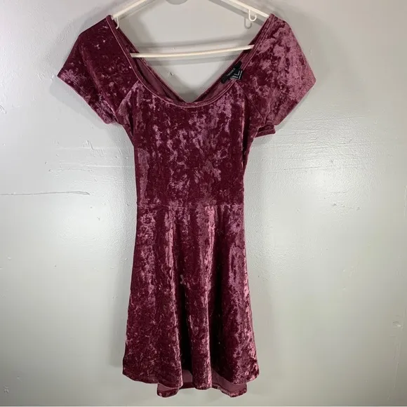 Velour skater dress mauve pink stretchy soft velvet mini coquette girl small