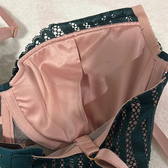 VS LUXE Bra and Panty set