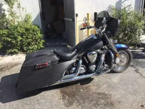 Yamaha Roadstar 1999-2007 Extended 6" Stretched Saddlebags w/ Lids and Rear Fender