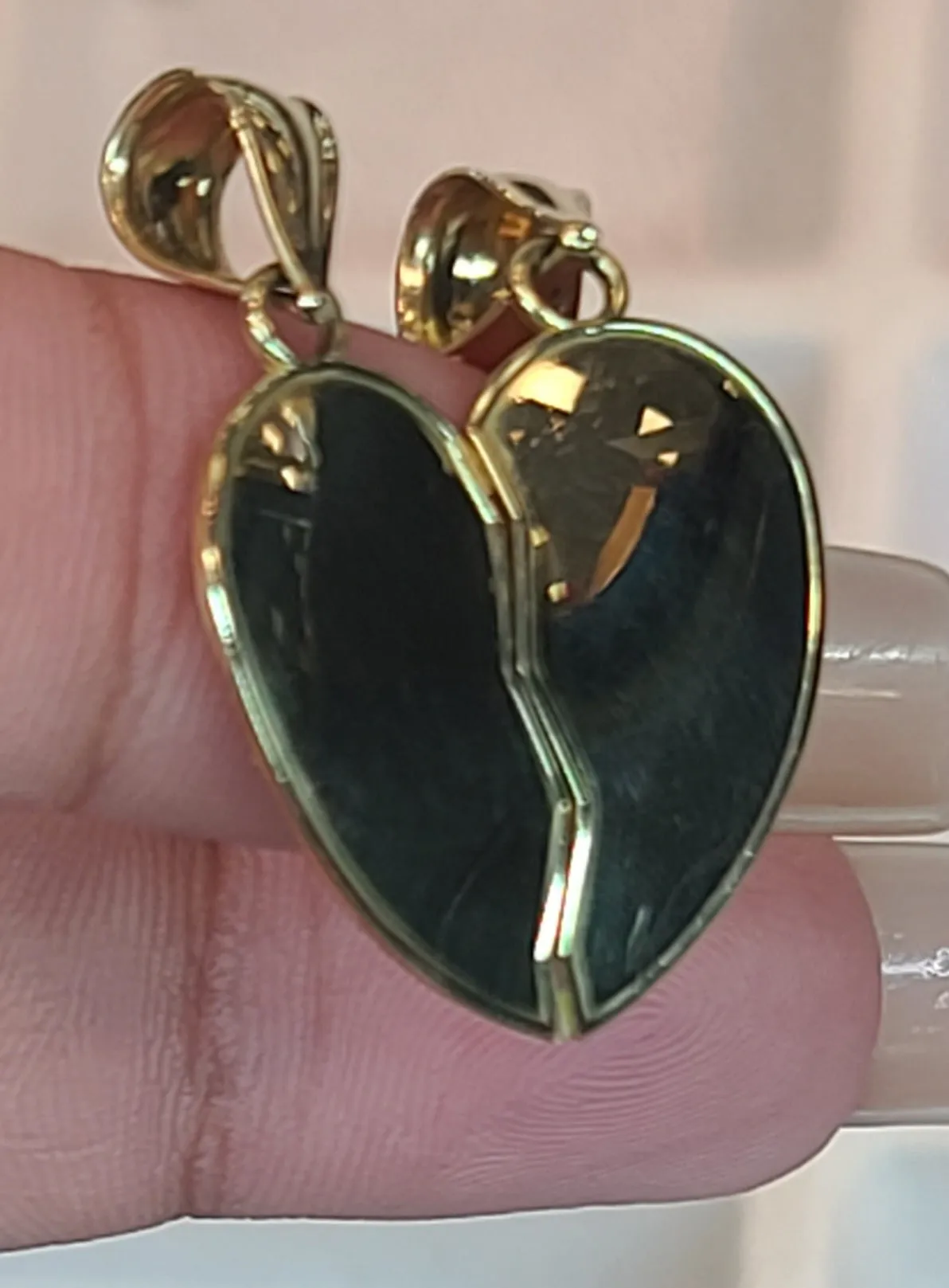 Yellow Gold Reflective Broken Heart Pendant